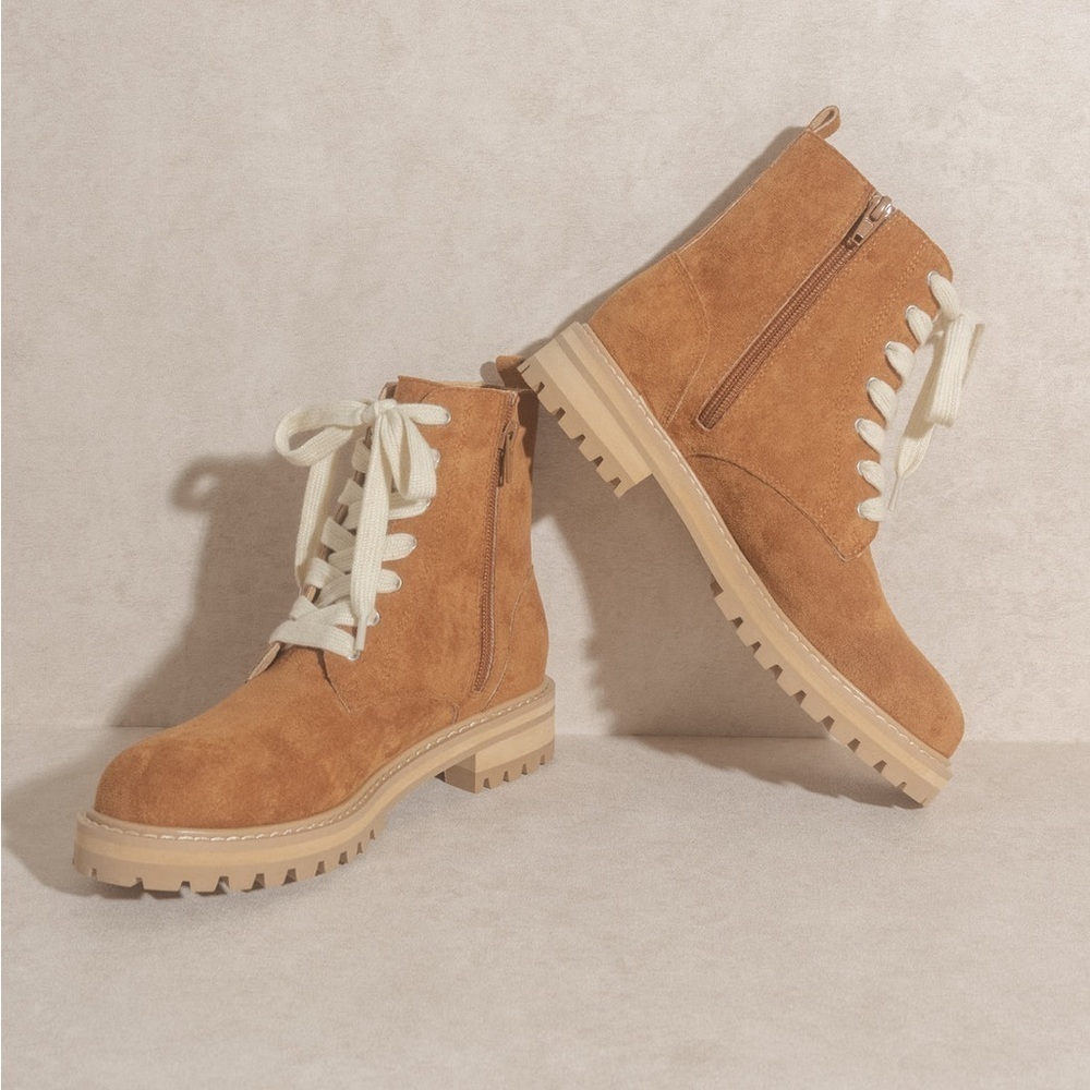 NIB Oasis Society Vegan Suede Lace Up Moto Boots - Picture 3 of 4